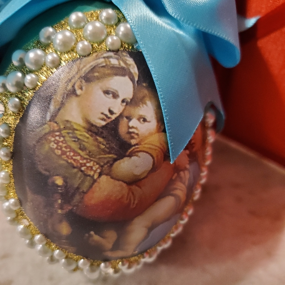 Katie Borghese Blown glass Designer Ornament